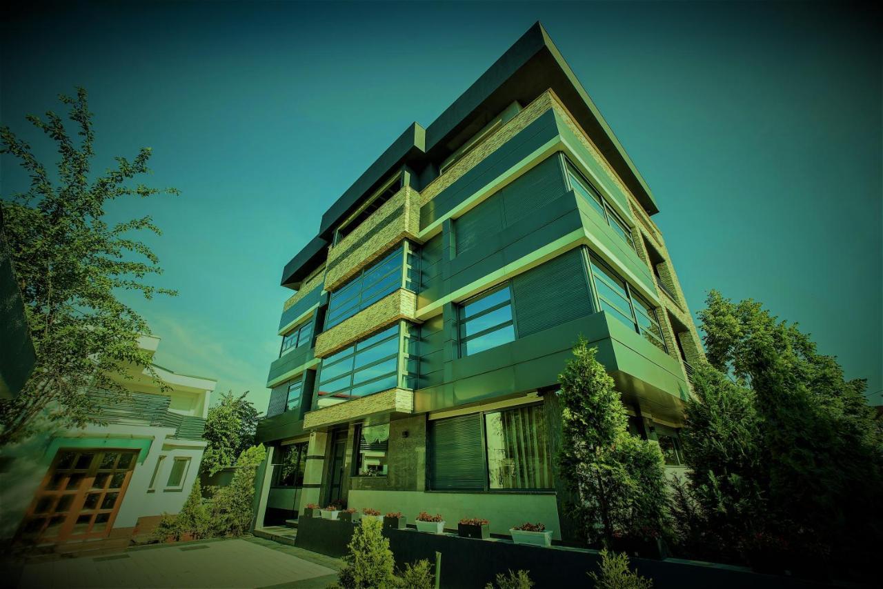 Simple Rooms Self Check In Bucareste Exterior foto